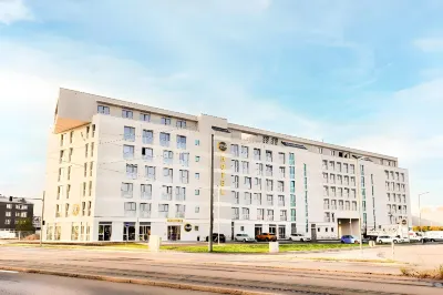 B&B HOTEL Augsburg-Nord Hotel dekat University of Applied Sciences Augsburg