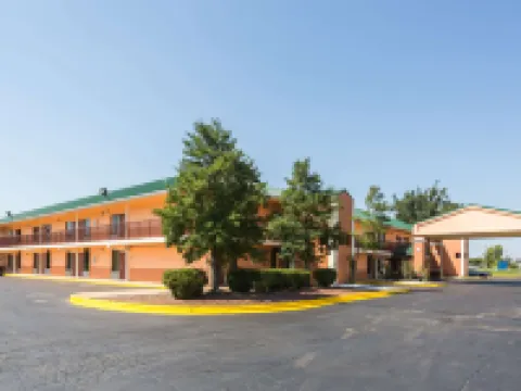 Econo Lodge Hotels in Decatur