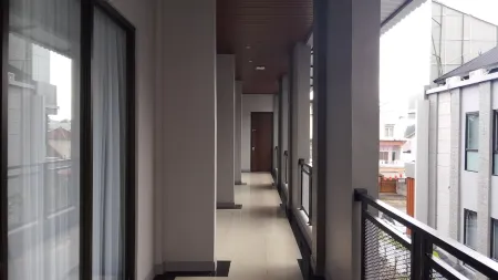 M-LIVIN Dorm Hotel Отели в г. Semabung Lama