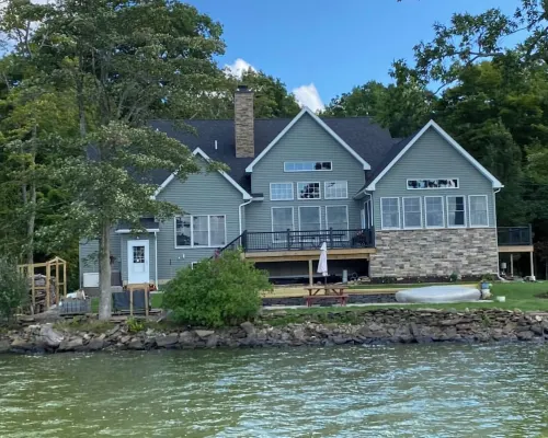 Cozy Cottage-Breathtaking Sunsets. Lake Front. Close to Casino & Racetrack. Hotels in Schenectady County