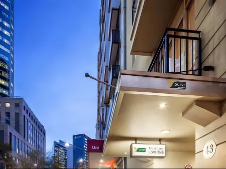 Comfort Hotel Melbourne Central