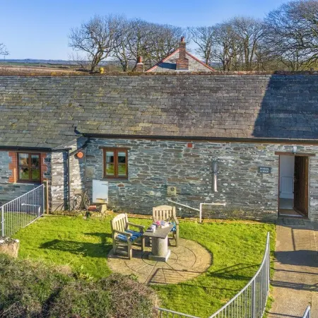 Wheel Lodge - Cosy 1 bedroom cottage - 5 mins from Port Isaac.