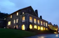 Mountain Lake Lodge Hotels in Giles County