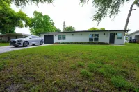 Prvt Home w/large pool/4Beds/3Baths Hotels near Christ Sanctified Church
