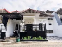 Casa de Vie Homestay Hôtels à : Lowokwaru