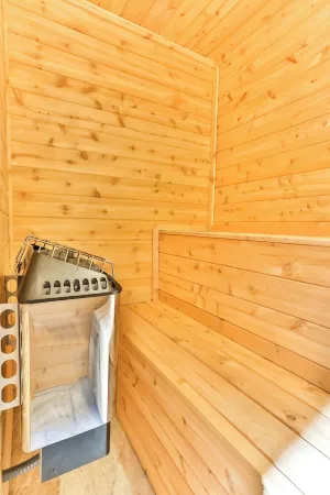 9BR/5BR/Hottub/2 Saunas 6 min to Hunter on 30 private acres