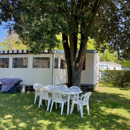 Mobile Home CC995 Near Swimming Pool - les Charmettes