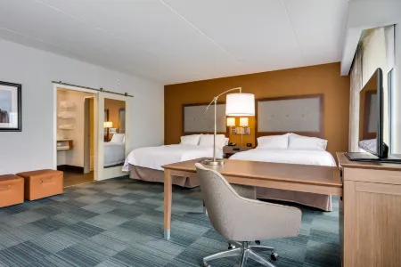 Hampton Inn & Suites Rome Отели в г. Флойд