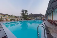 Urbanview Hotel Crown Tasikmalaya by RedDoorz Hotels in Indihiang