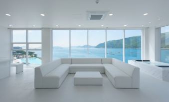 Geojedo Becoming Pension