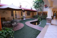 Hotel Gracelane Hotels near Olalia's farm