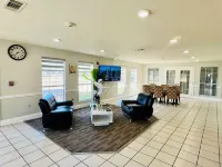 Discovery Inn