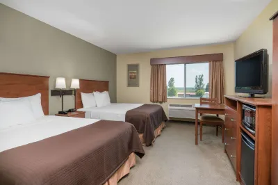 AmericInn by Wyndham Newton Hotels near Iowa Speedway