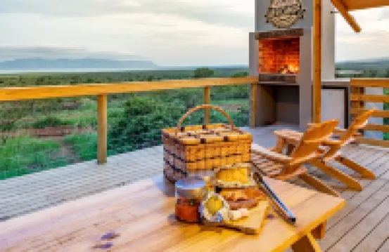 白象野生動物園非洲露營