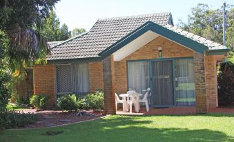 Aqua Villa Holiday Apartments