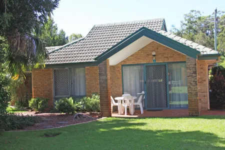 Aqua Villa Holiday Apartments Отели в г. Кофс-Харбор