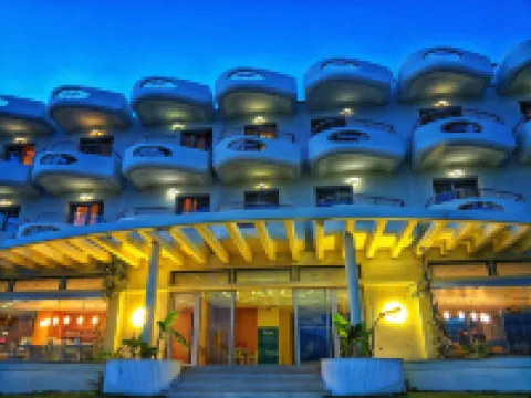 愛琴海藍色海灘酒店 = 酒店