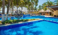 Izalco Hotel & Beach Resort - Pool