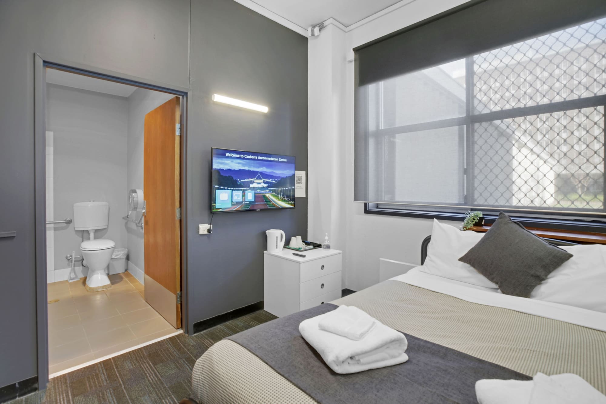 Canberra Accommodation Centre Hotels in Ainslie