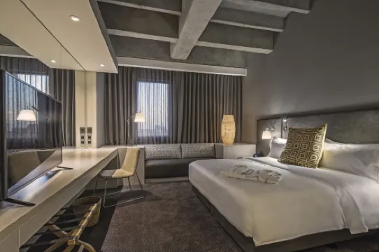 莫維奇布諾51酒店