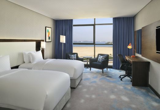 홀리데이 인 제다 코니쉬 객실 또는 전경