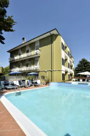 Hotel Diano Marina Mhotelsgroup Отели в г. Cervo