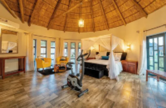 彭尼爾修道中心 酒店