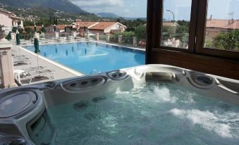 Hotel Ristorante Borgo la Tana