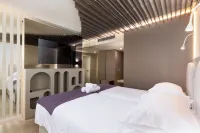 Hotel Emaus Hotel di Lovrecica
