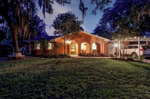 Lakeview Escape Kayaks Hotels in Hernando