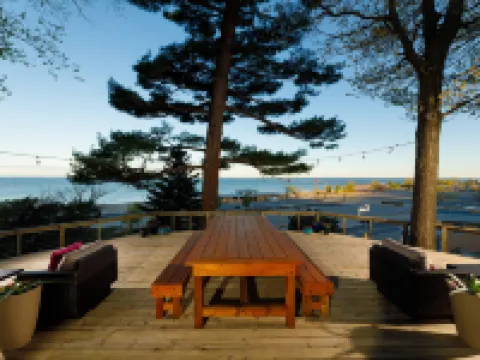 Looking Glass Beachfront Inn Hotels in Grand Haven