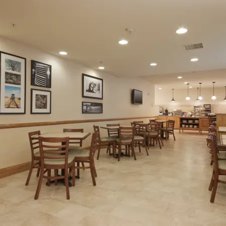 Country Inn & Suites by Radisson, Davenport - Quad Cities