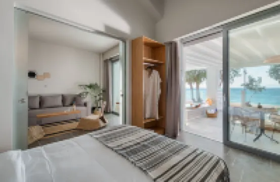 Villa di Mare Seaside Suites