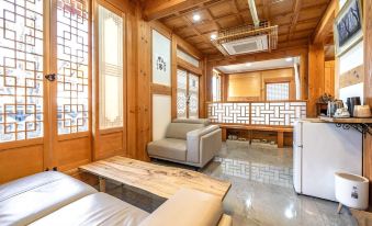 Gyeongju Hanokstay Darak