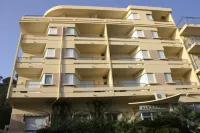 Hôtel Alexandra Hotels in Roquebrune-Cap-Martin