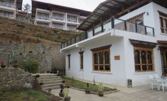 Zhingkham Resort