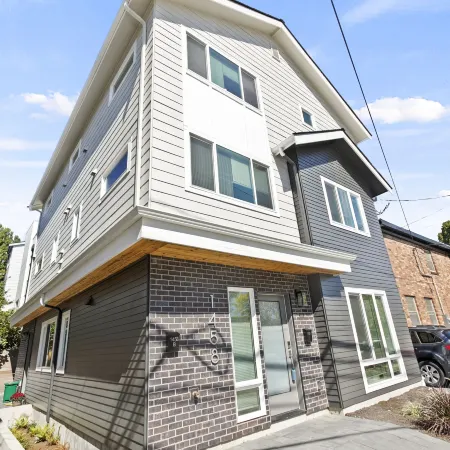 Ballard's Sweet Suites