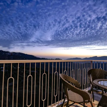 Hotel le Halcyon Kasauli