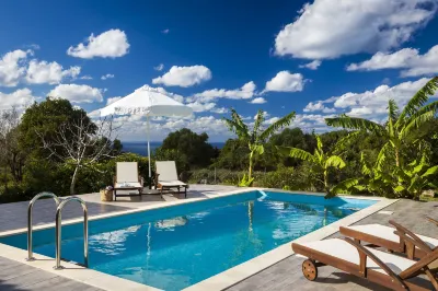 1841 Petrino Hotel in zona Emplisi Beach
