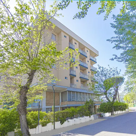 Hotel Ben Hur Отели в г. Чезенатико