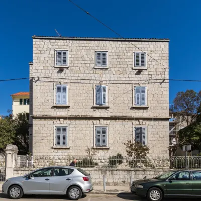 Pietra Rossa Hotel dekat Archaeological Museum Split