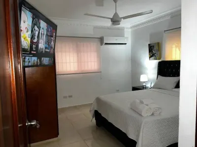 Entire Apartment Tu Nido de Amor 2 Santo Domingo West Hotel di 
