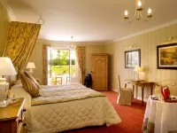 Logis le Fleuray Hotels in Mesland