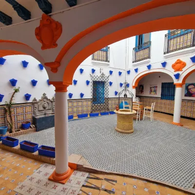 Arc House Mezquita - Only Adults Hotels near Cordoba Synagogue