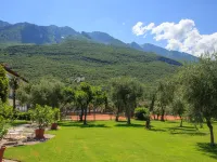 Club Hotel Olivi - Tennis Center Hotels in Malcesine