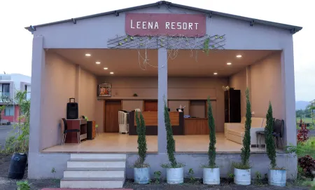 Leena Resort Отели рядом с достопримечательностью «Statue of Unity | Unity Glow Garden»