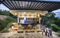 Sunset Palm Lodge