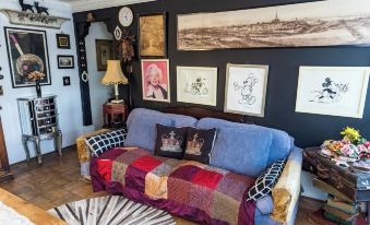 1 Bed Flat - Sleeps 2 - Wifi - Smoking