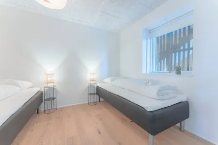 New / Stunning Sea View / Light / 3 Br Отели рядом с достопримечательностью «Нордик Хаус»