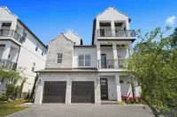 Priv Heated Pool + Spa, Golf Cart Included, 7bdr, Sleeps 20 30A Serenity Sands